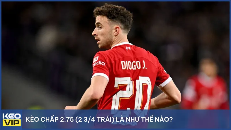 Hình minh họa sự chênh lệch trình độ giữa hai đội bóng dẫn đến tỷ lệ chấp cao.