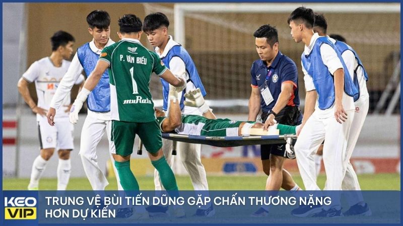 Trung vệ Bùi Tiến Dũng gặp chấn thương nặng hơn dự kiến