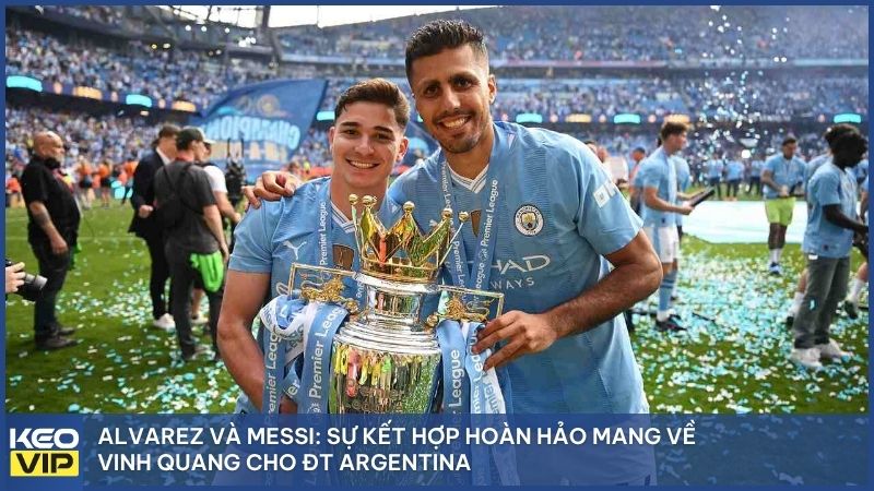 Julián Alvarez trở thành "cánh tay phải" giúp Messi tỏa sáng tại World Cup